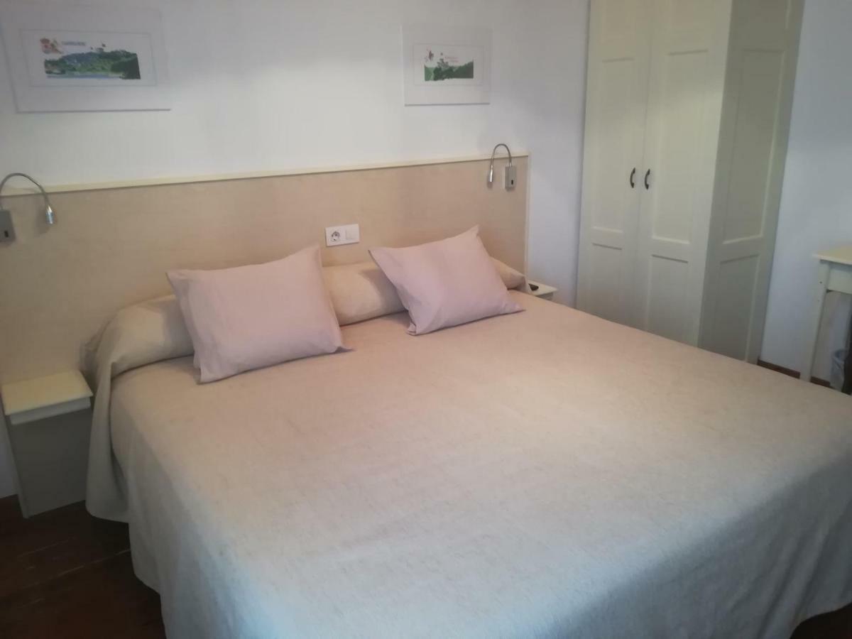 Casa Simon Hotel Triacastela Bagian luar foto